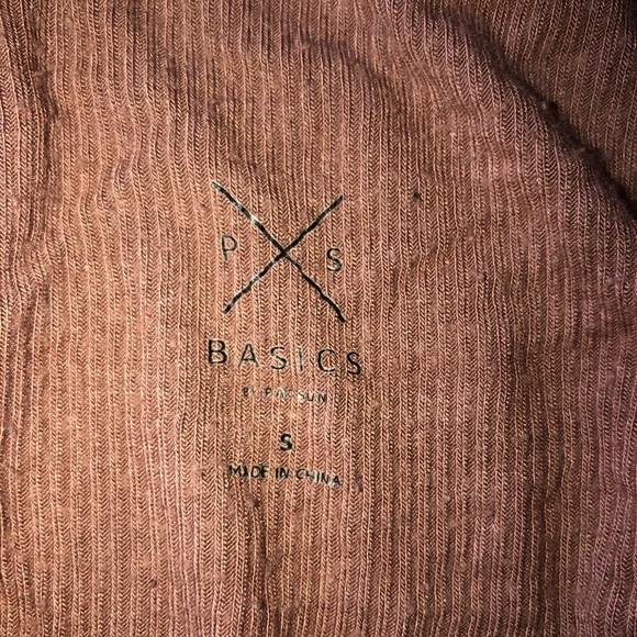 Brand: basic. Long sleeve crop top. (S) - Picture 2 of 2